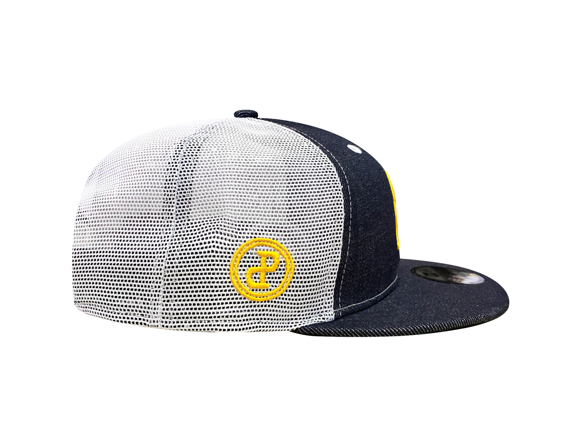 KAMEHAMEHA SNAPBACK "MAIZE & BLUE" DENIM TRUCKER